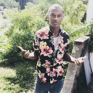 Meet your Posher, Manny